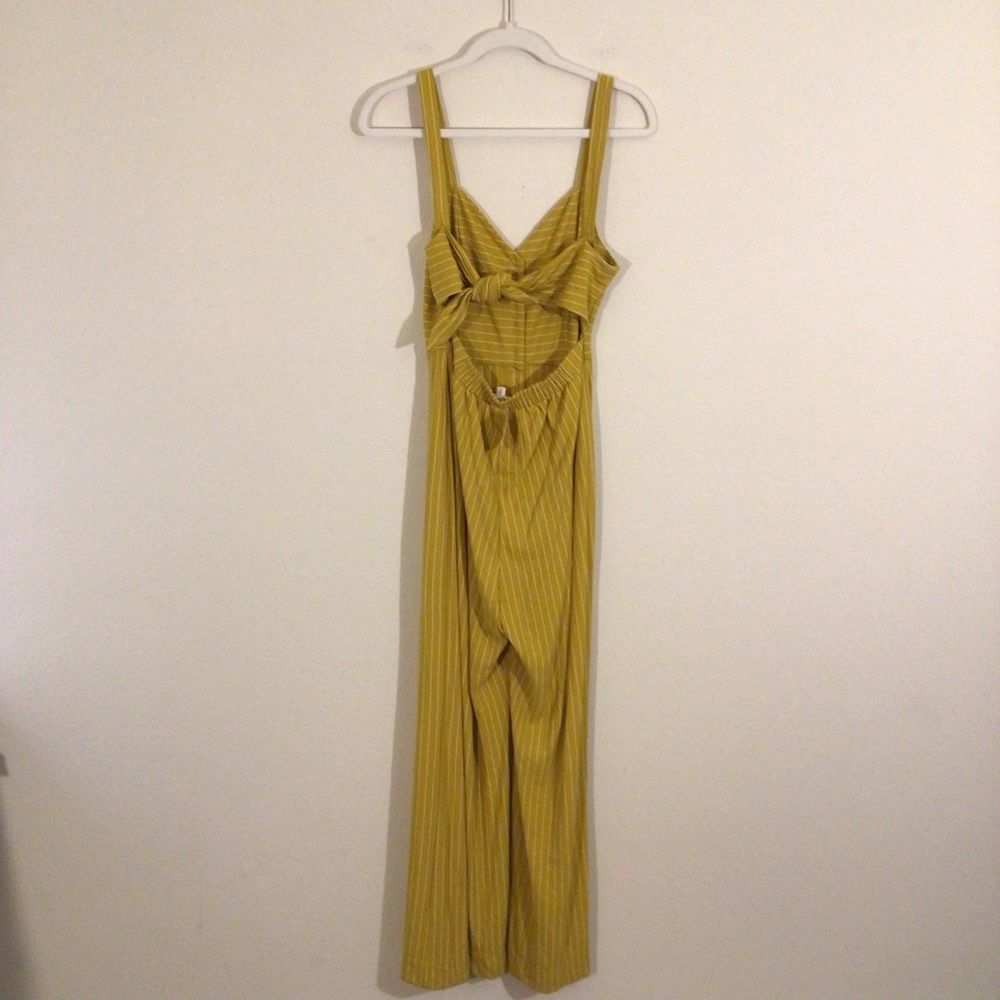 🆕 Hem & Thread Jumpsuit - Picture 6 of 9
